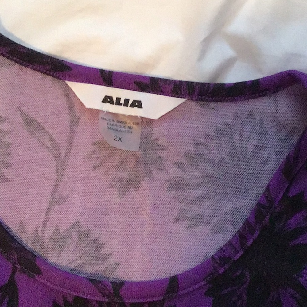 🙂2 for $15🙂 Alia ladies top